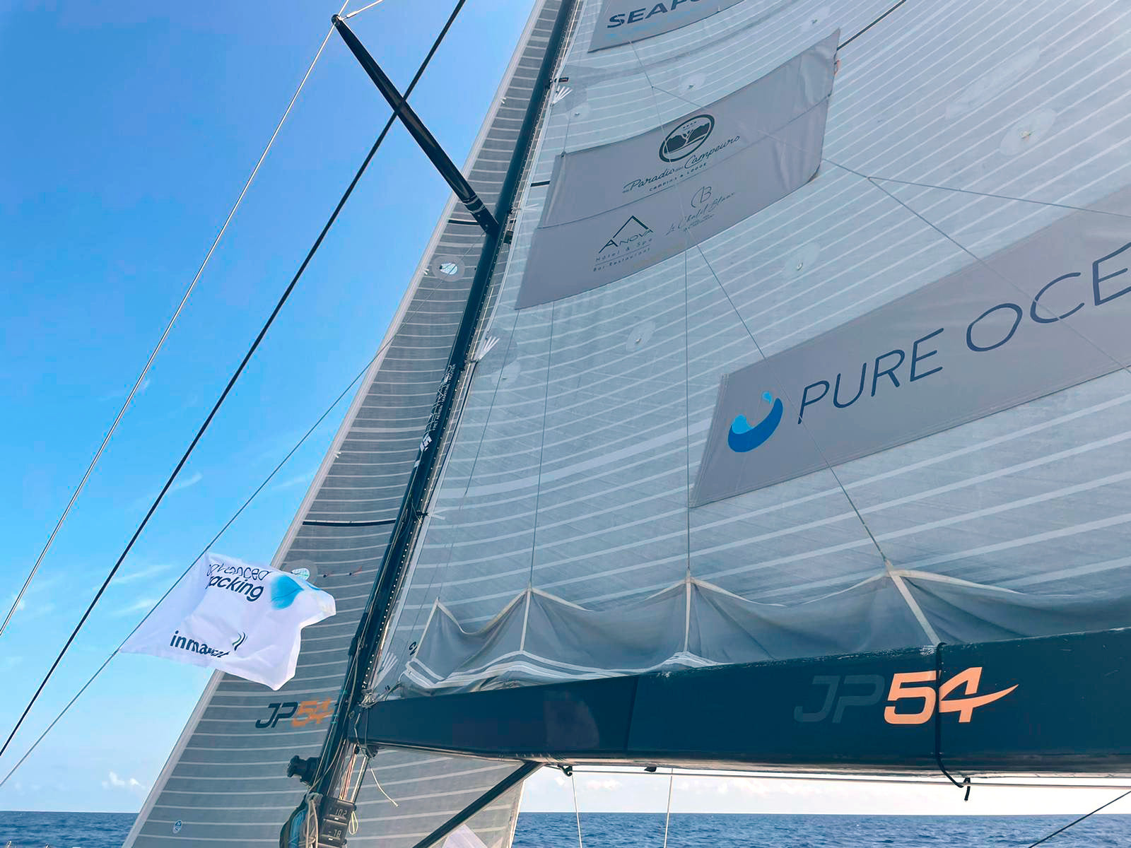 The Pure Ocean 2022 challenge on the Bermuda-Lorient route